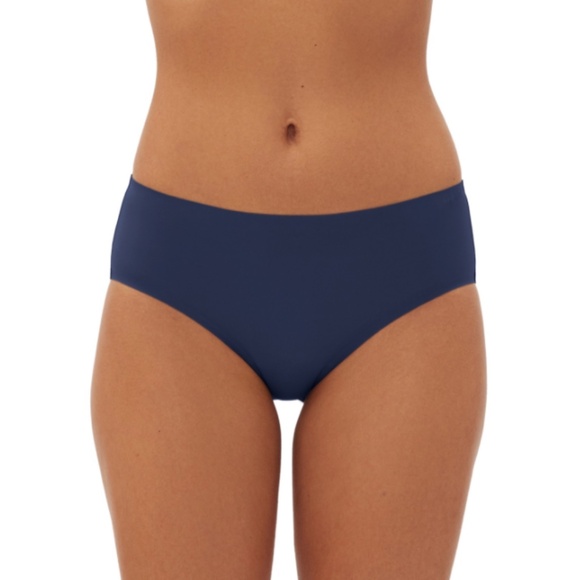 Gap GapBody Women's Everyday Essentials Laser Bonded Hipster Underwear GPW00376 - Picture 1 of 2